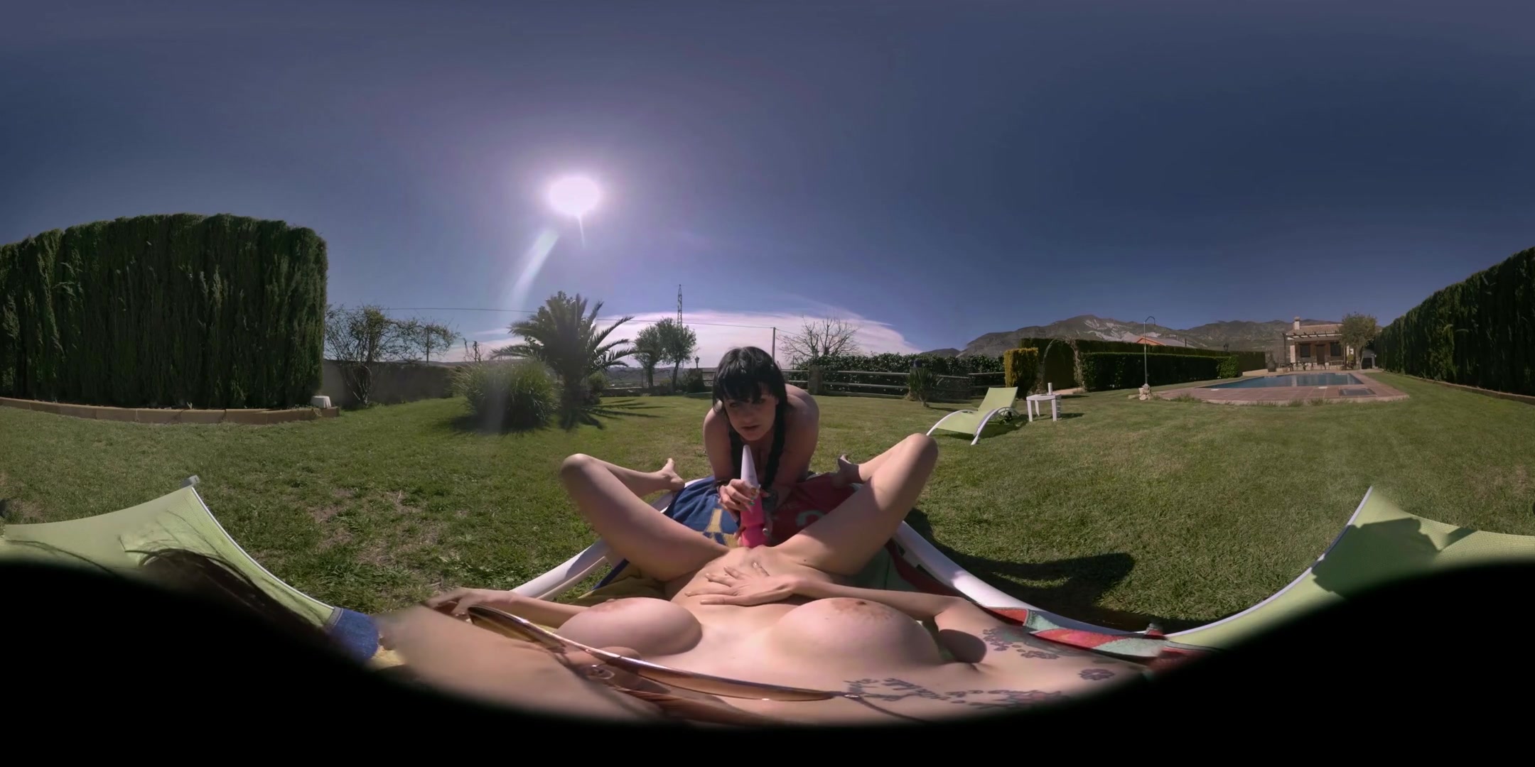 Lesbian Summer: Pool, Sex & Toys - VirtualPorn360