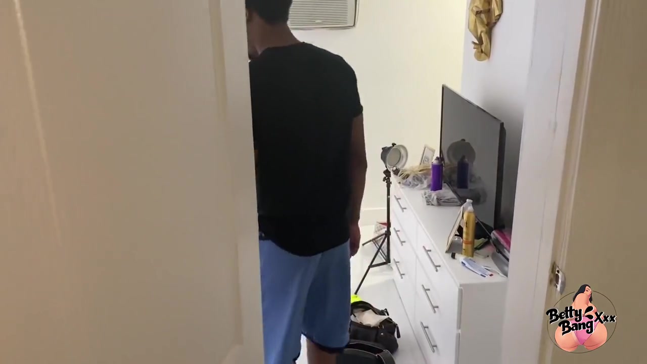 Fucks Black Stud After First Date