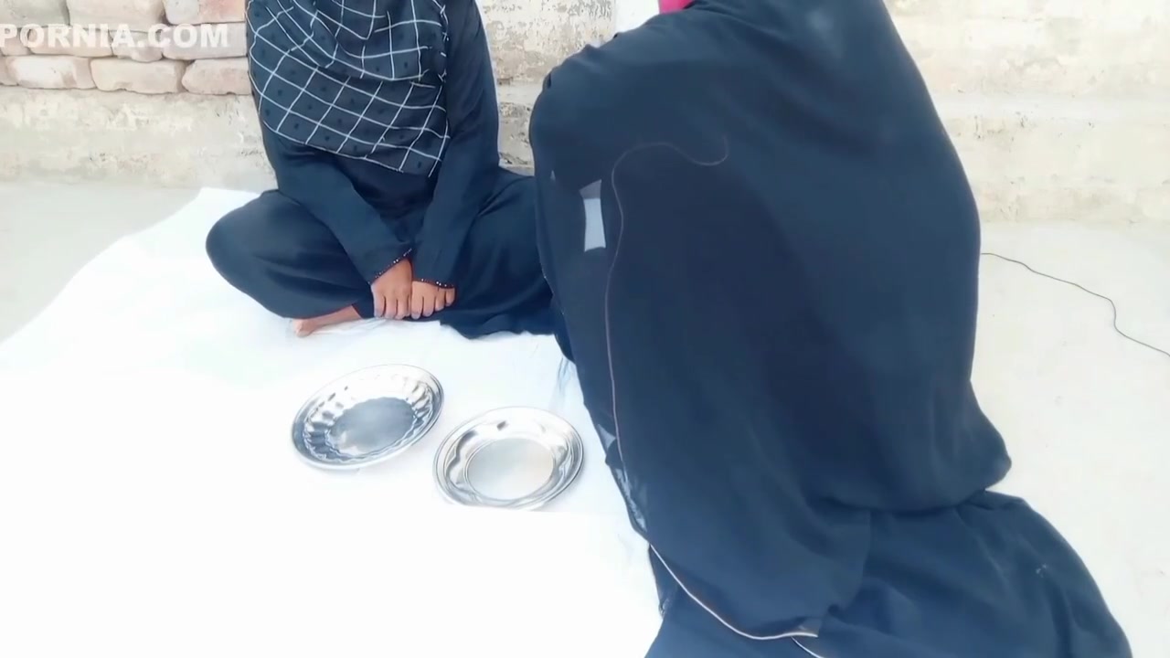 Bought 2 Muslim Beggers Home And Fucked Then In Ass He Fucked Hard My Pussy And Anal Beautiful Muslim Hijab College Girl Hard Se