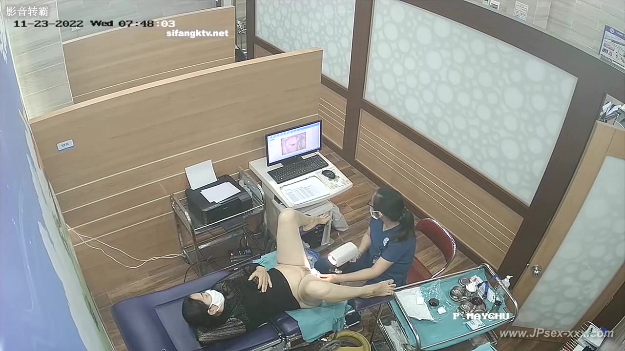 Peeping Hospital patient.22