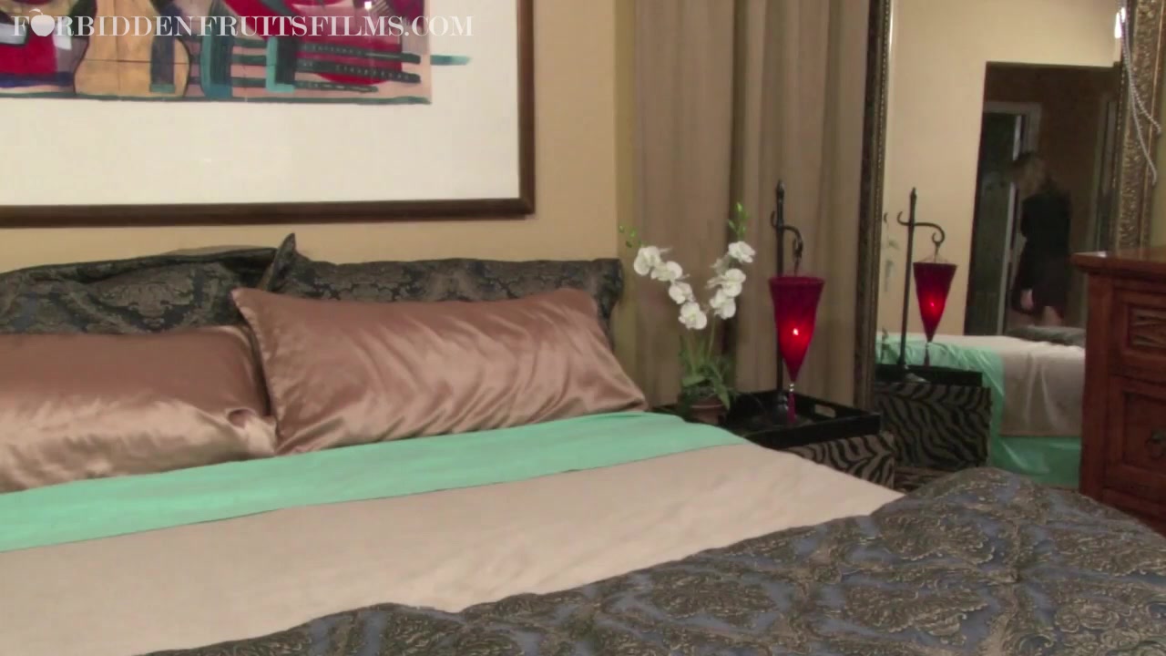 MILF Jodi West Fucks Her Step-Son