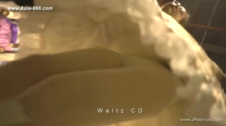peeping chinese amateur upskirt.34