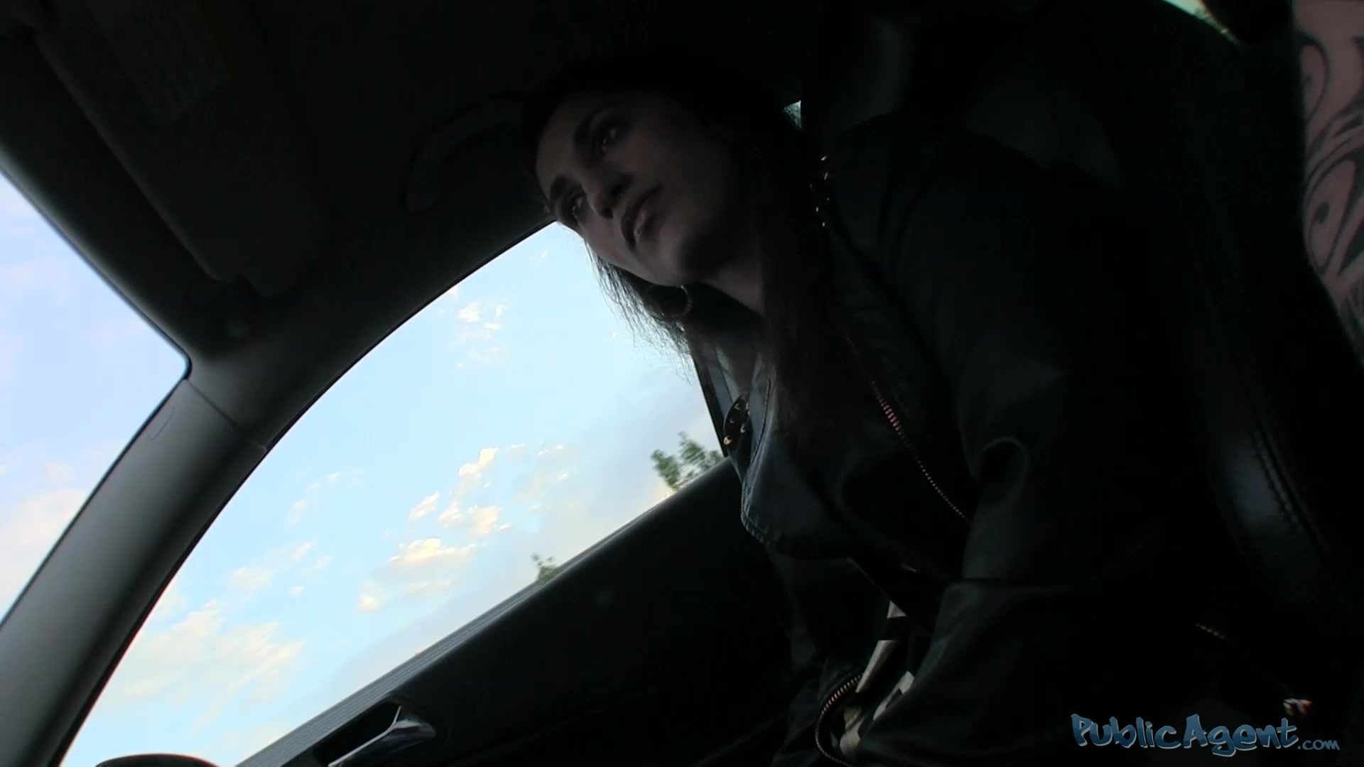 PublicAgent Video Scene. Juli