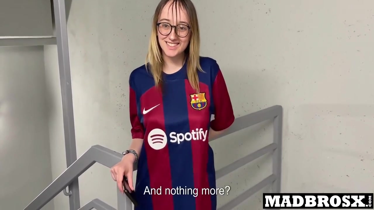 A Barcelona Supporter Fucked By Psg Fans In The Corridors Of The Football Stadium !!! 7 Min