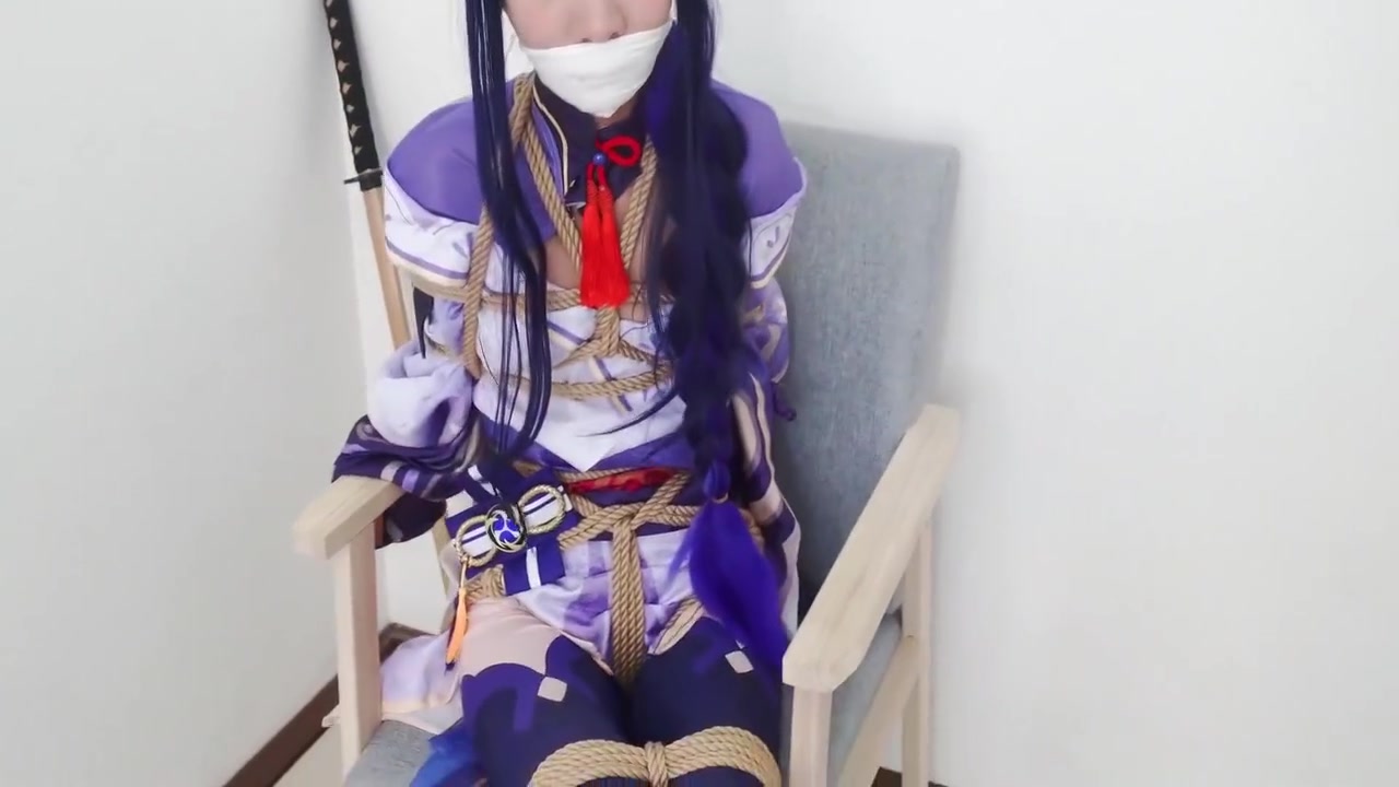 Genshin Cosplay Bondage1