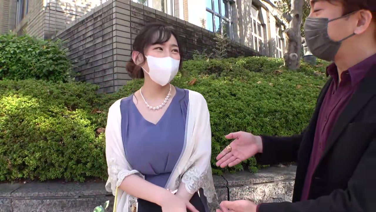 0004701_立ちバック ベロキス 巨乳などが含まれている