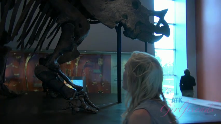 ATKGirlfriends video: virtual vacation with Amanda Bryant