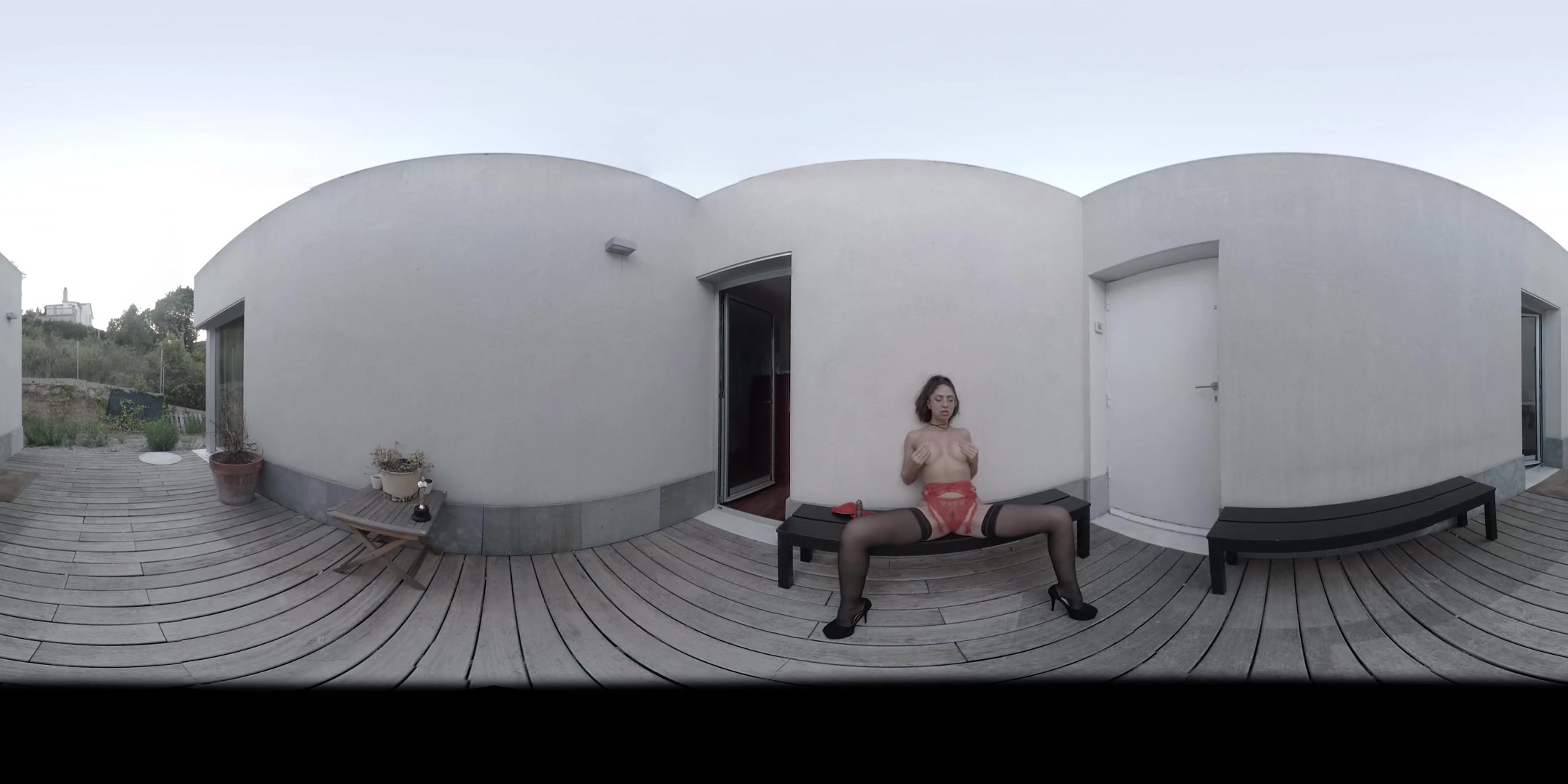 Julia De Lucia in The Naughty Secretary: My Boss's Bench - VirtualPorn360