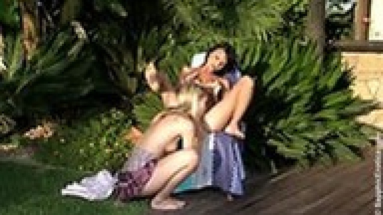Aneta & Debby in Bungalow Beauties - SapphicErotica