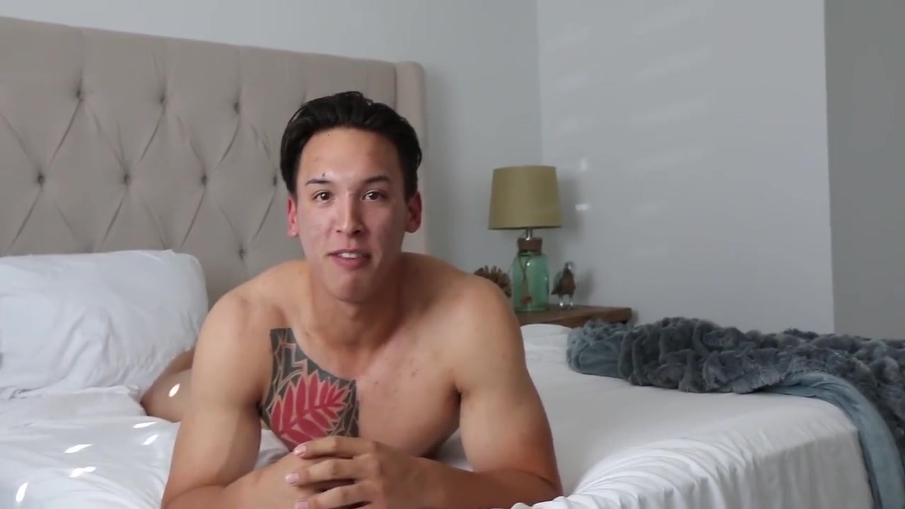 Gabriel Jordan - Tall Tattoo Stud Jerks Off
