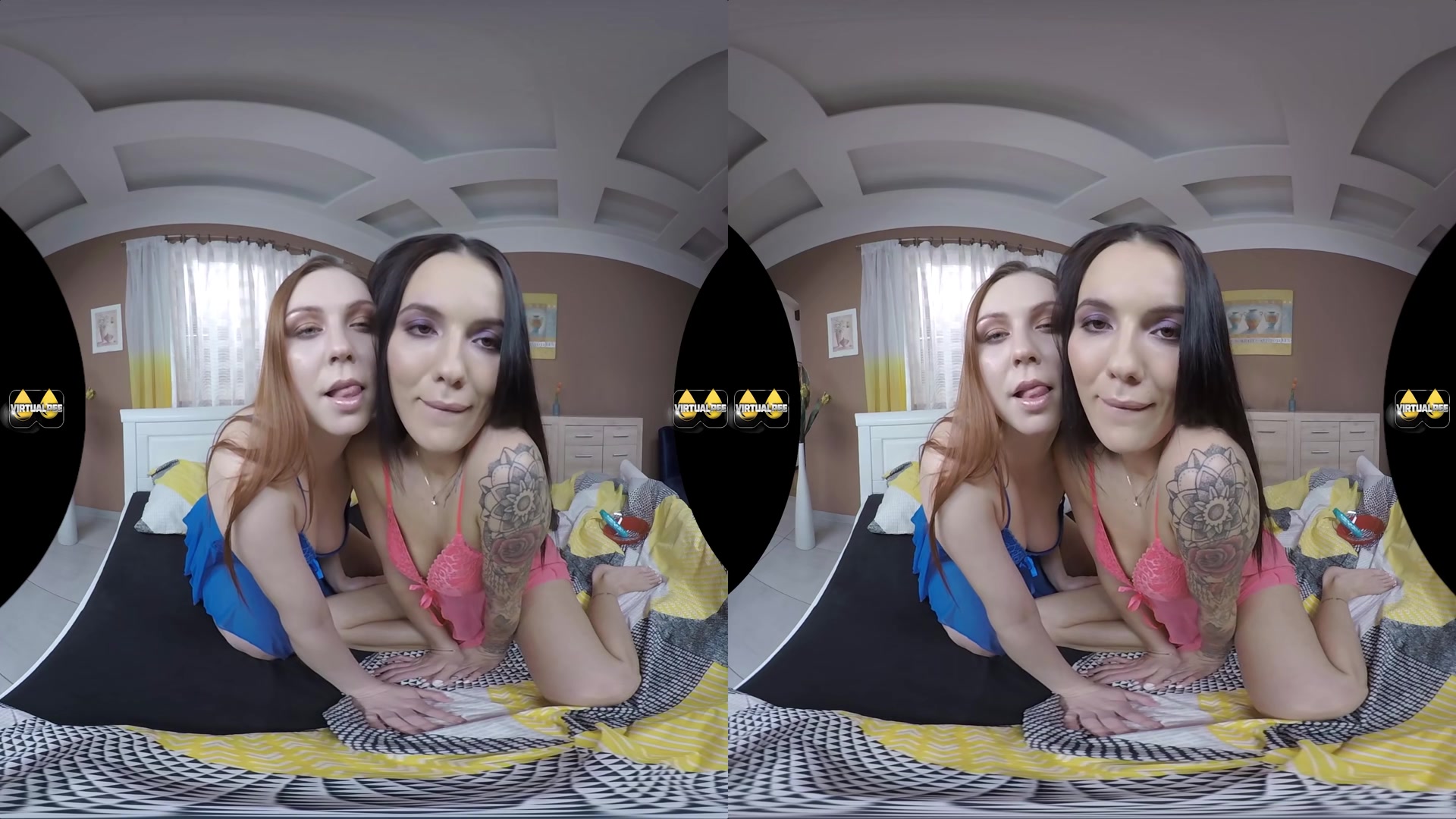 VR Vixens - VirtualPee