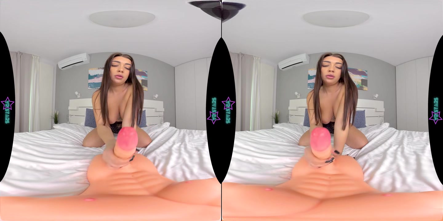 New Sexy Outfit Just For You - VRStars