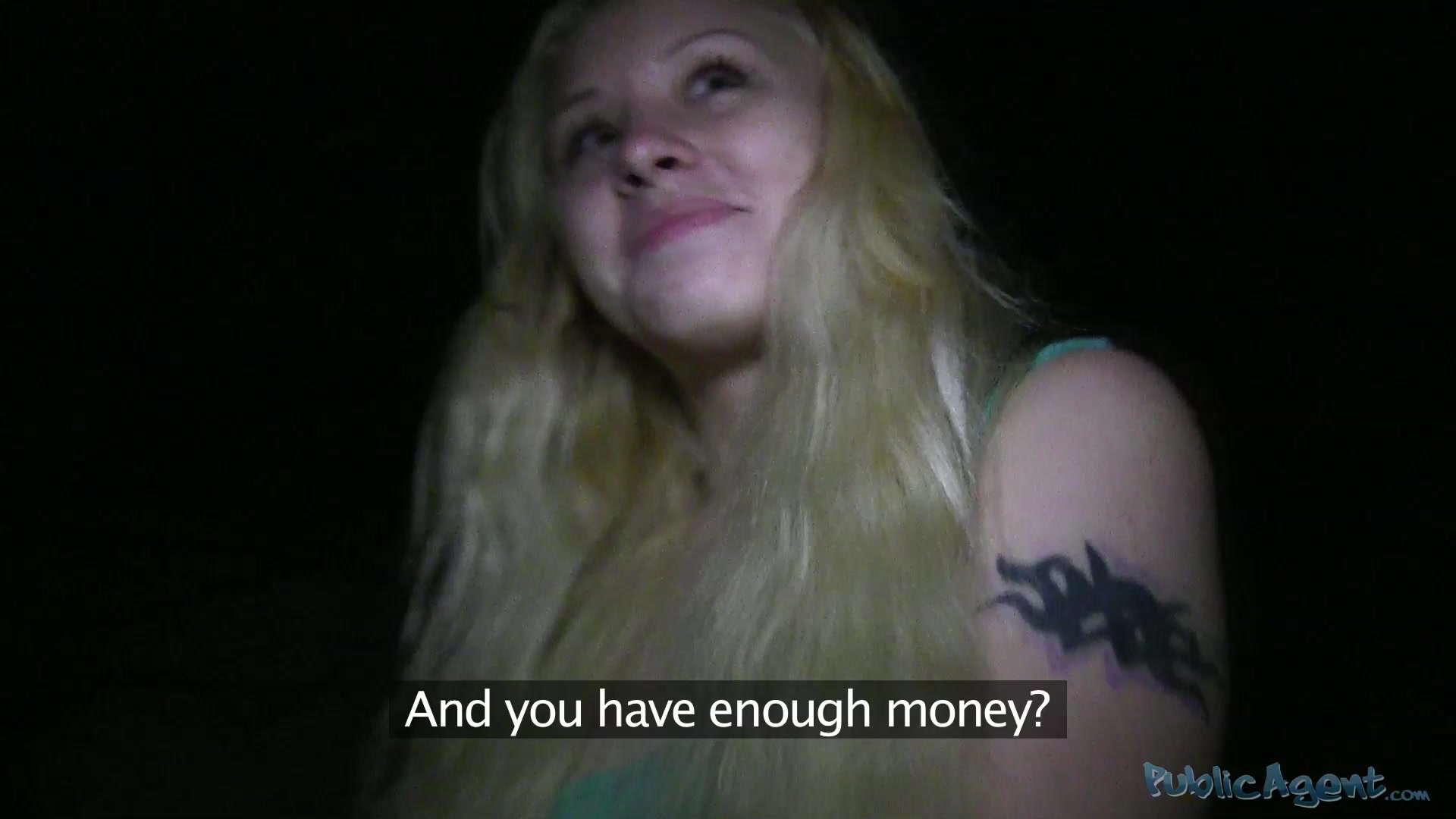 PublicAgent Clip. Lola