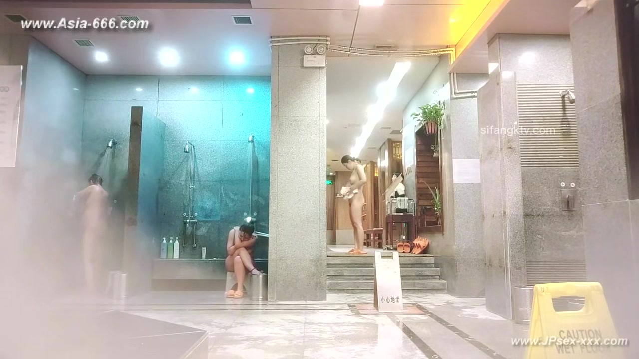 chinese public bathroom.3