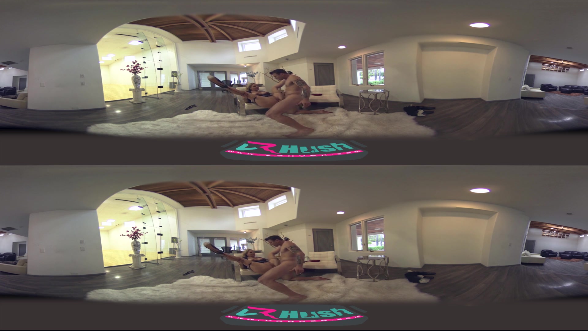 Julia Ann Mr. Pete in Blonde Milf Showing You the Way - VRHush