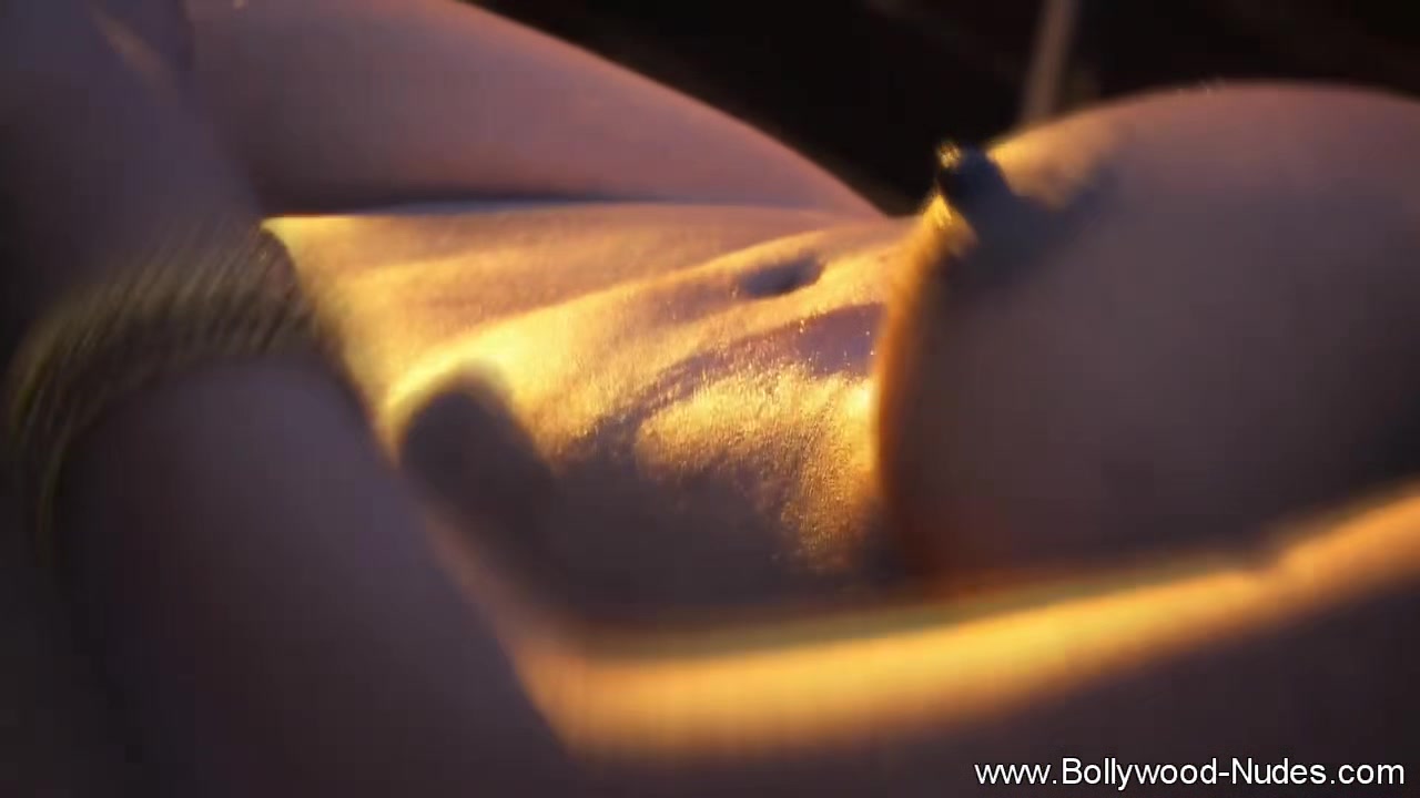 Making Some Seduction To Feel Deeply Arouse When Together