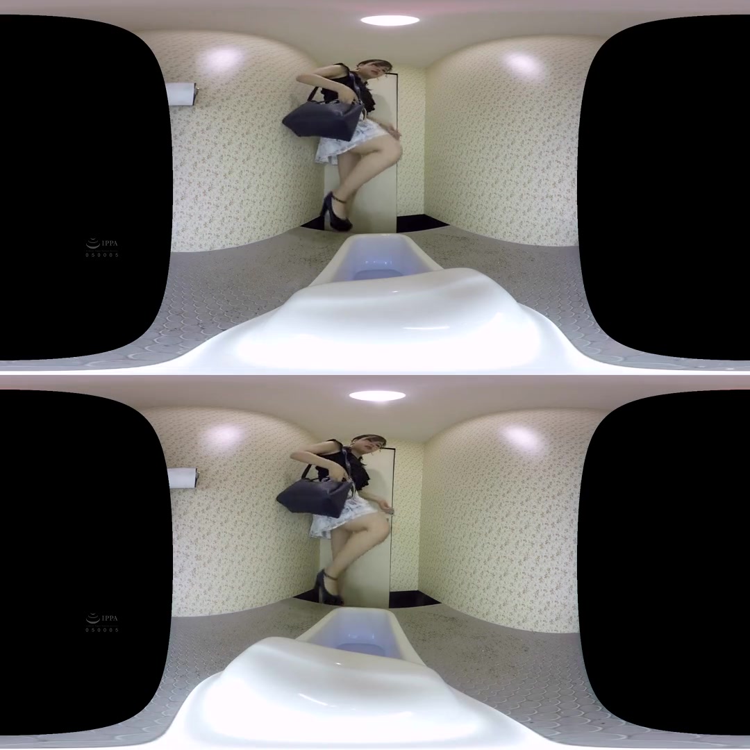 Kinky Drinking & Feeling VR - Japanese Pissing Compilation