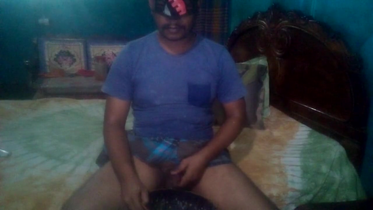 Masturbating While Smoking & Watching Porn
