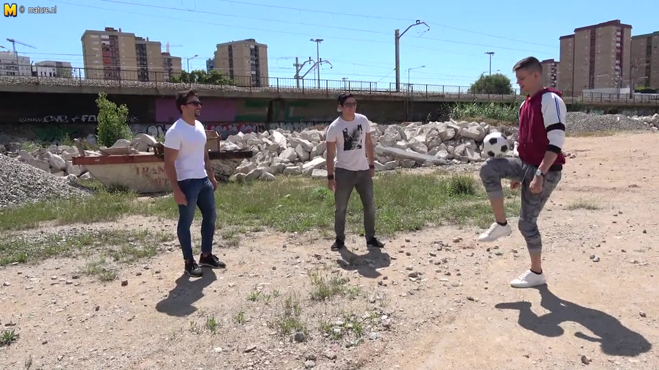 Three Strapping Young Lads Fuck Big Breasted Mature Musa - MatureNL