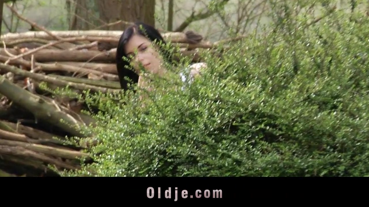 Young brunette fucks a nudist grandpa in the park
