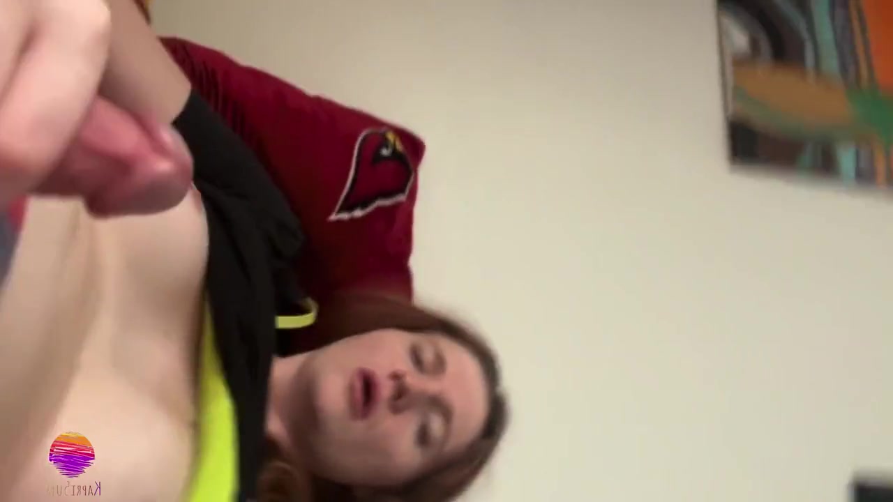 Kapri Sun - Redhead Shemale Jacks Off