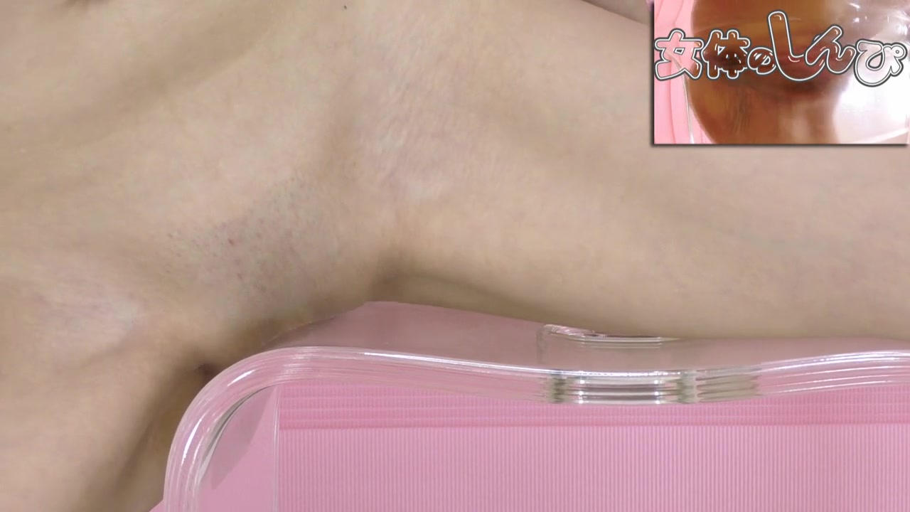 Rub the pussy on the transparent chair - Fetish Japanese Video