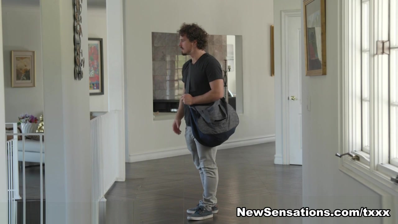 Alessia Luna & Robby Echo in Step Sister Alessia Gives The OK - NewSensations
