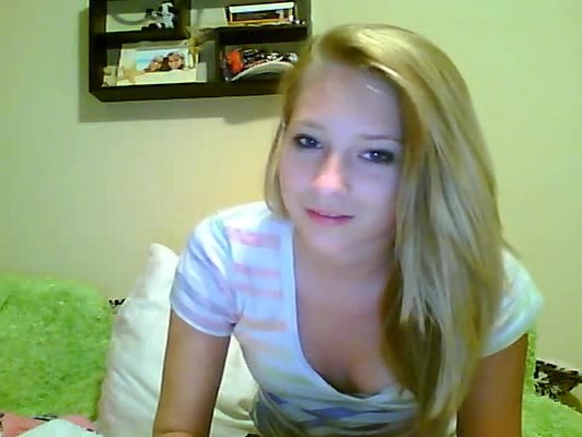 Blonde teen 18+ WIth Pink Nipples And Snatch