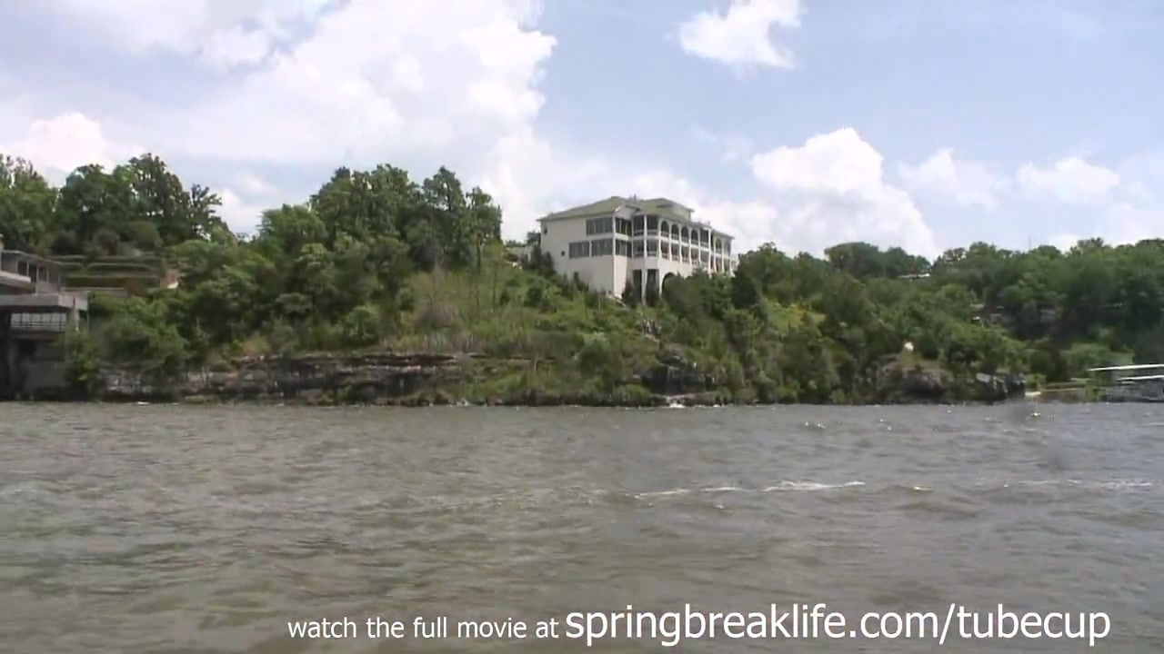 SpringBreakLife Video: Fast Boat Ride With Pussy