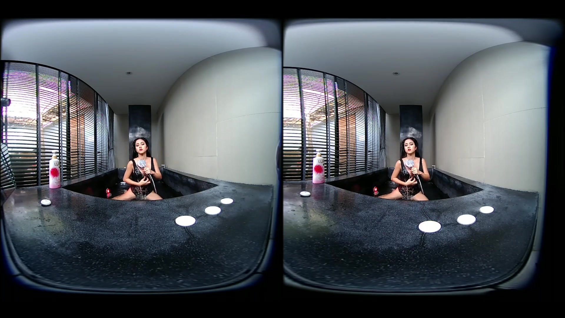 Asian teen 18+ Showers - VRpussyVision