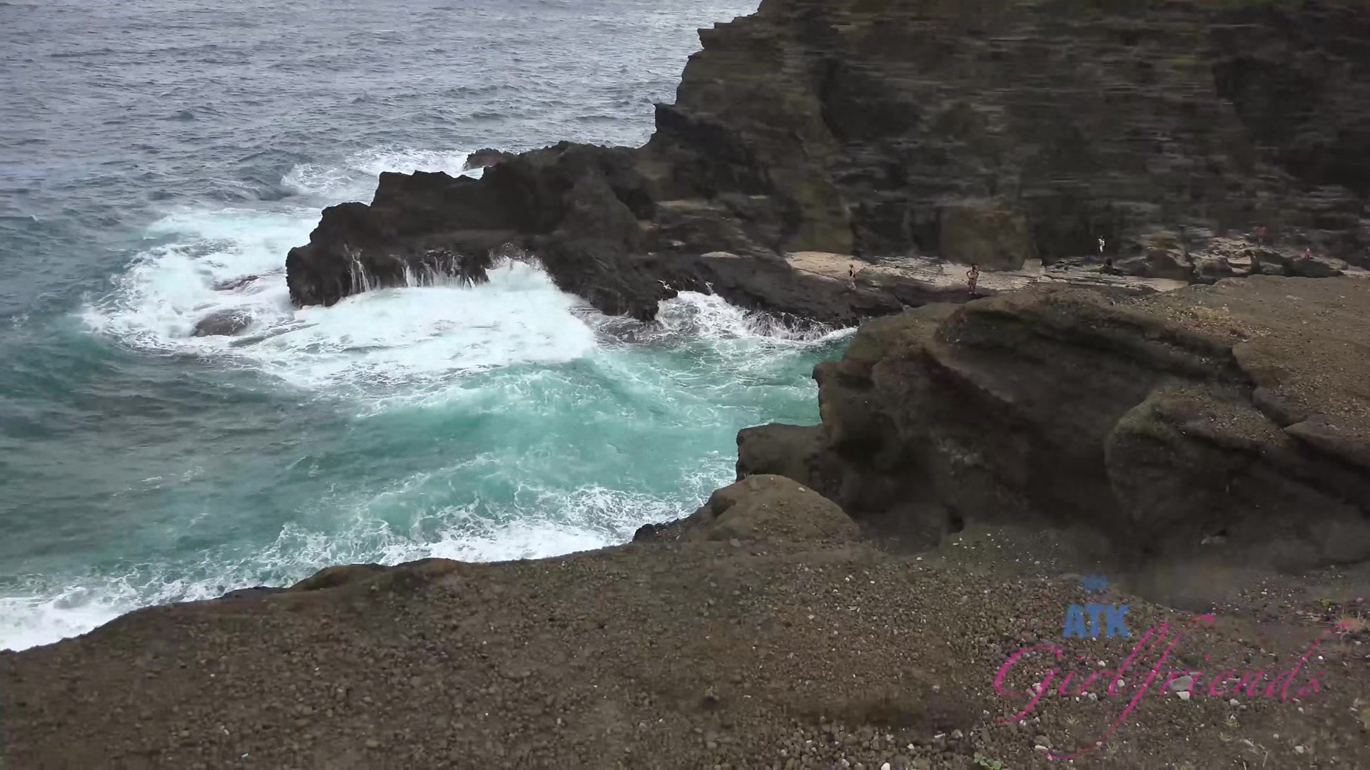 Virtual Vacation Hawaii With Moly Manson 7/8