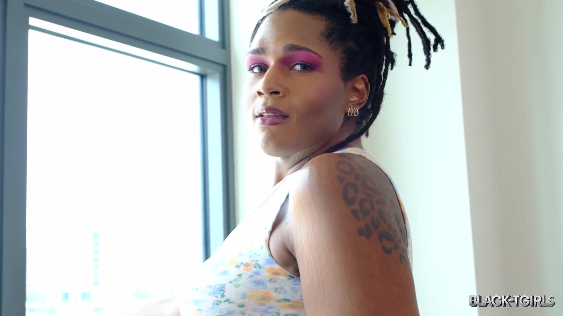 BLACK-TGIRLS - Marley Rose Offers Something You Cant Resist