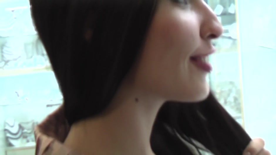 Aurita in sex tape video with hardcore sex in the outdoors