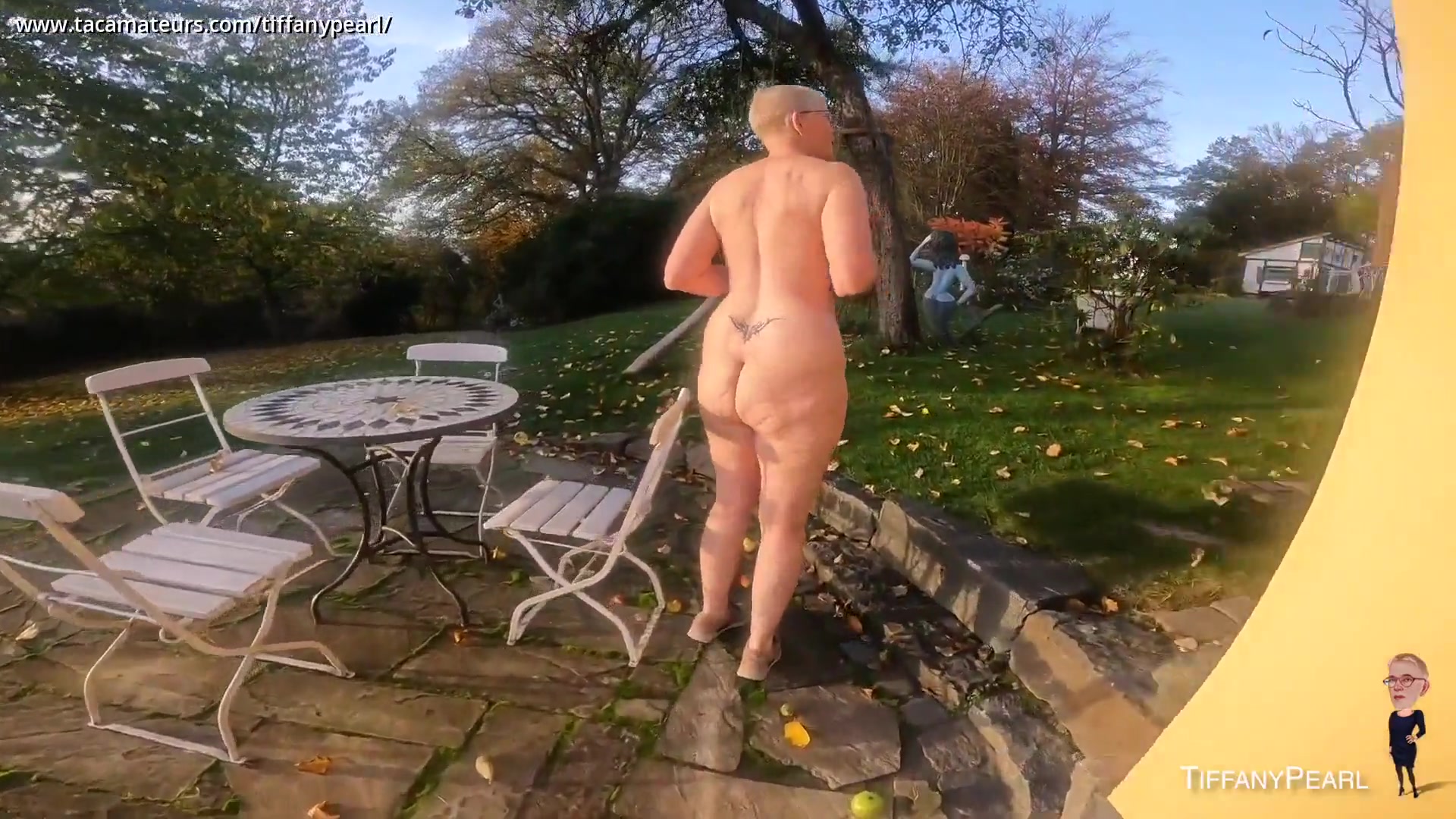 Flashing Around My Big Arse