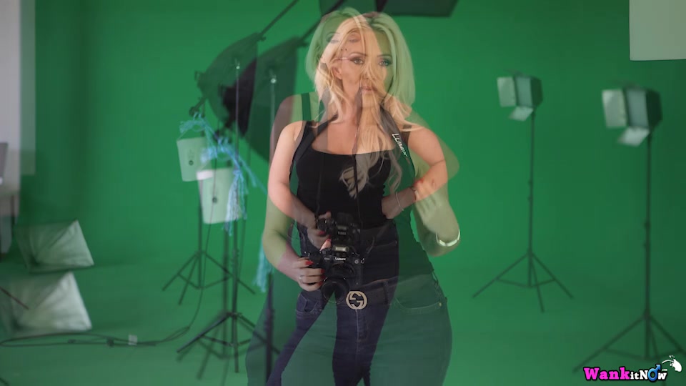 Lucy Zara - XXX Rated Shoot - Sexy Videos - WankitNow