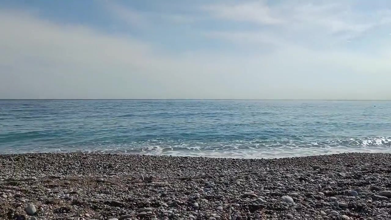 Risky Public Blowjob On The Beach With Cum Swallow