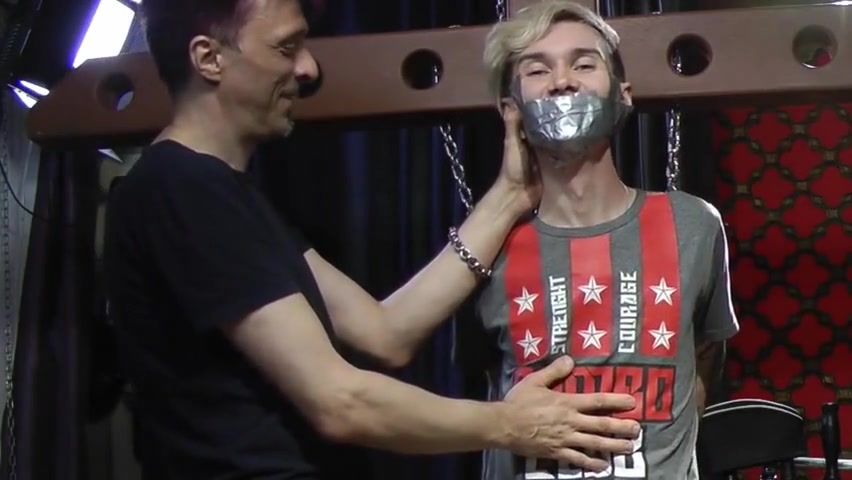 Petting And Tickling Skinny Twink Wanheldvig