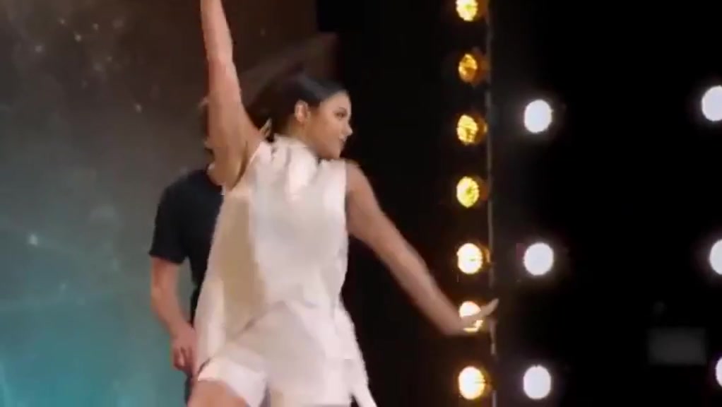 Vanessa Hudgens - ''So you Think you can Dance'' s14e01