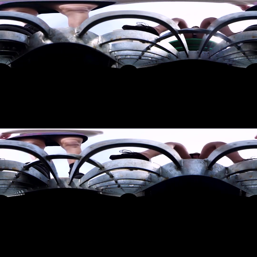 Upskirt Through Gutter VR 2 1 - TMAVR