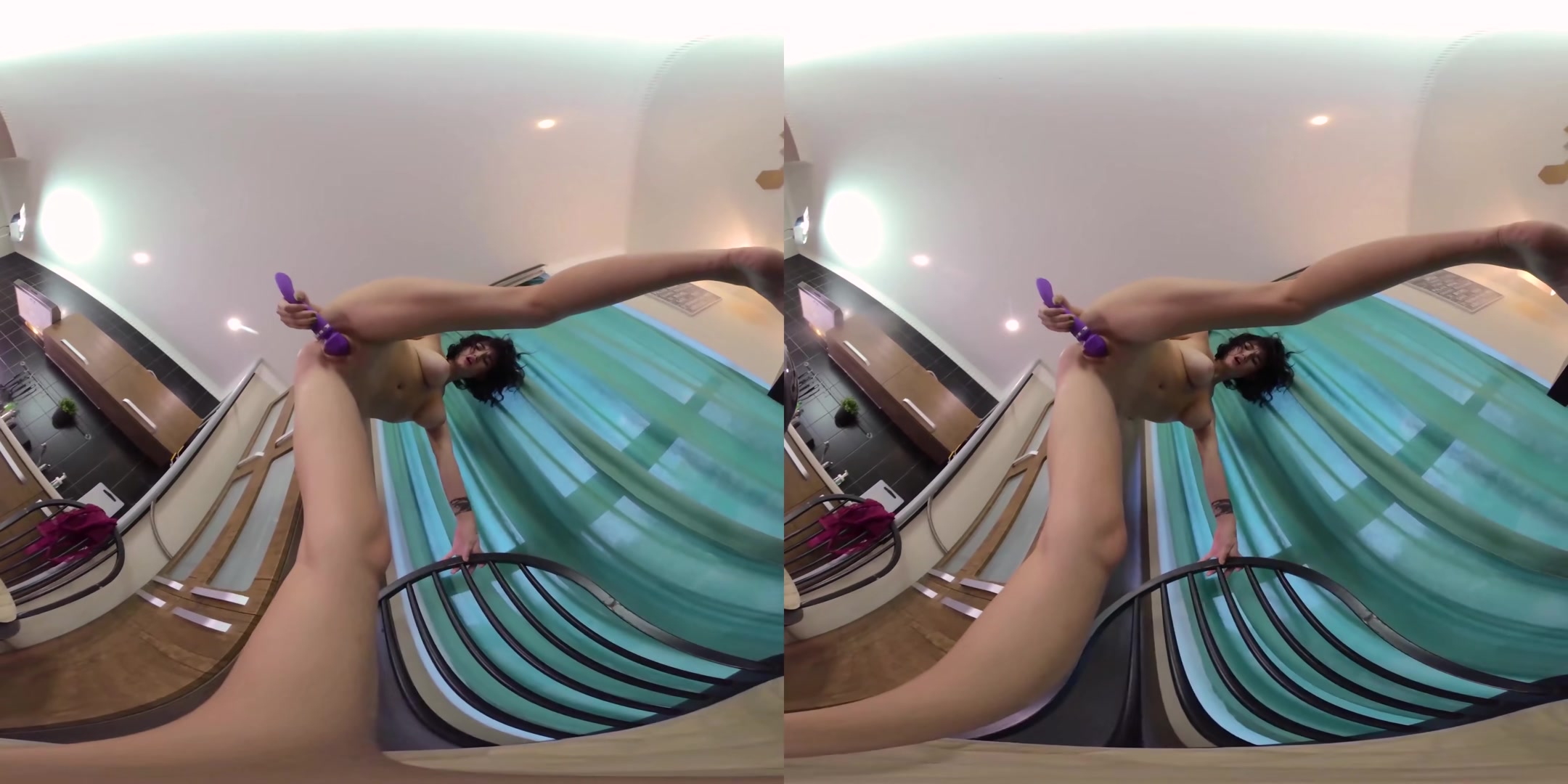 Queenlinn In Solo With Toys - VRmodels