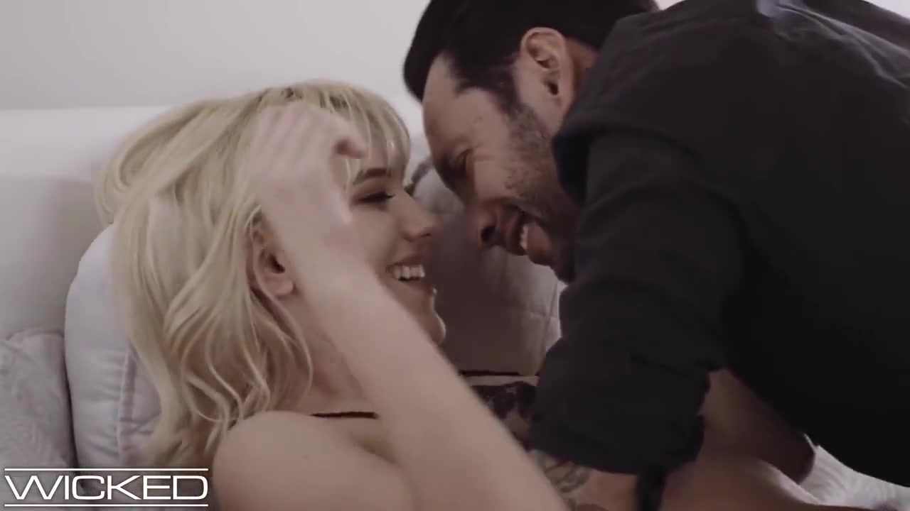 Kenna James And Tommy Pistol In Gorgeous Big Tittied Chick Gets Fucked