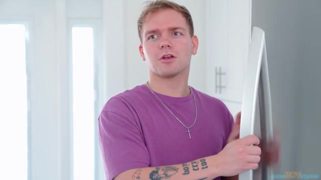 Show Me Your O Face - S3:E8 - Momlover