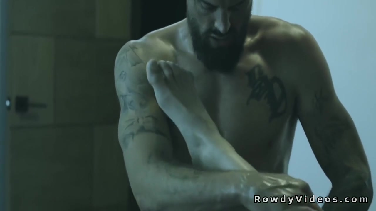 Unhomed Man Gets Roof For Anal Sex From Rich Gay 6 Min With Alpha Wolfe And Roman Todd