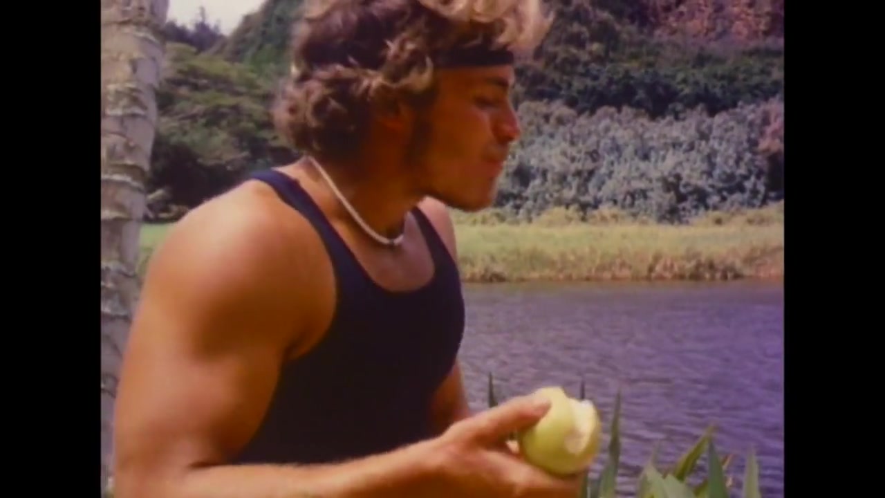 He Fucks Me While Eating An Apple