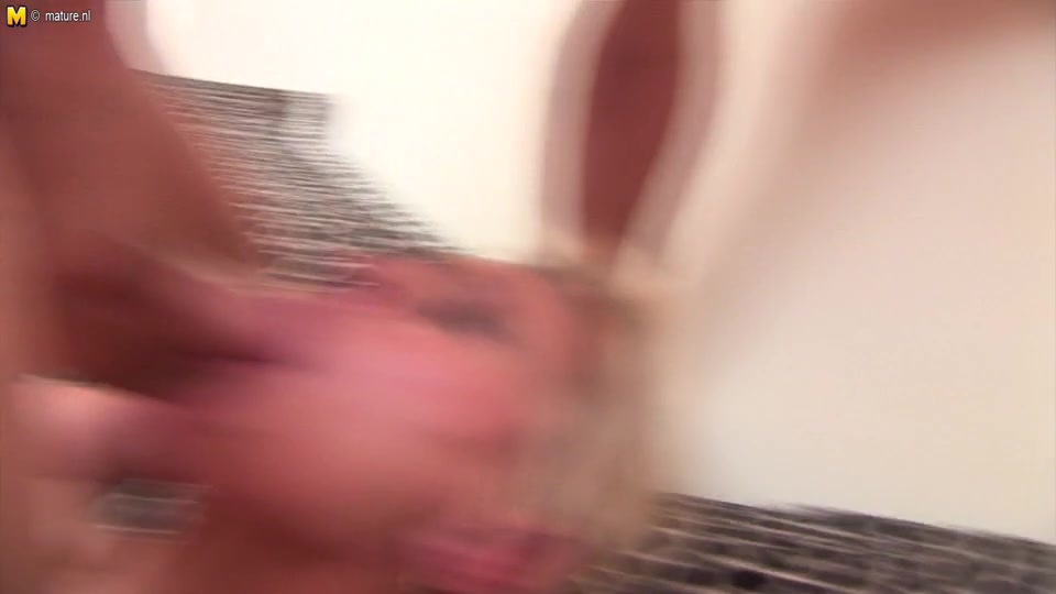 Horny Mature Lady Loves To Get Fisted And Fucked By A Hot Young Couple - MatureNL