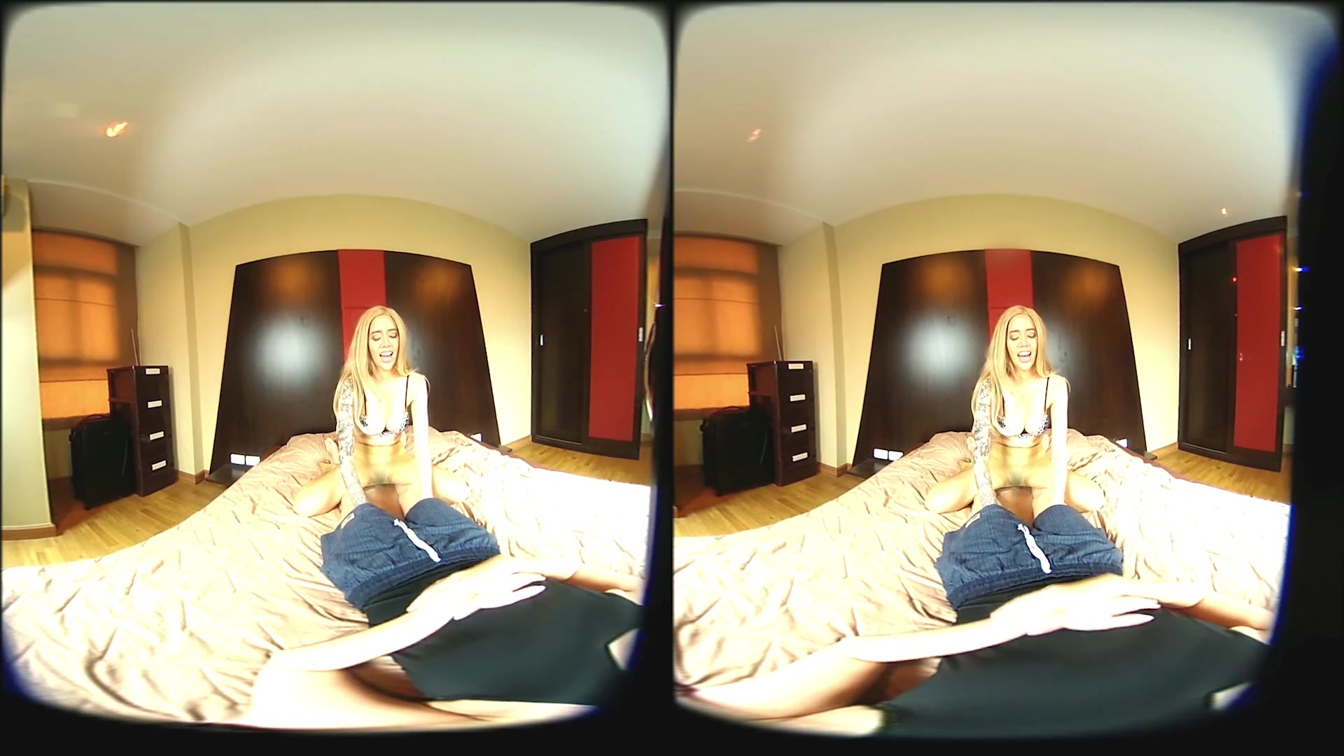 My Personal Lesbian Story - 4 (First Time Lesbian Sex) - VRpussyVision
