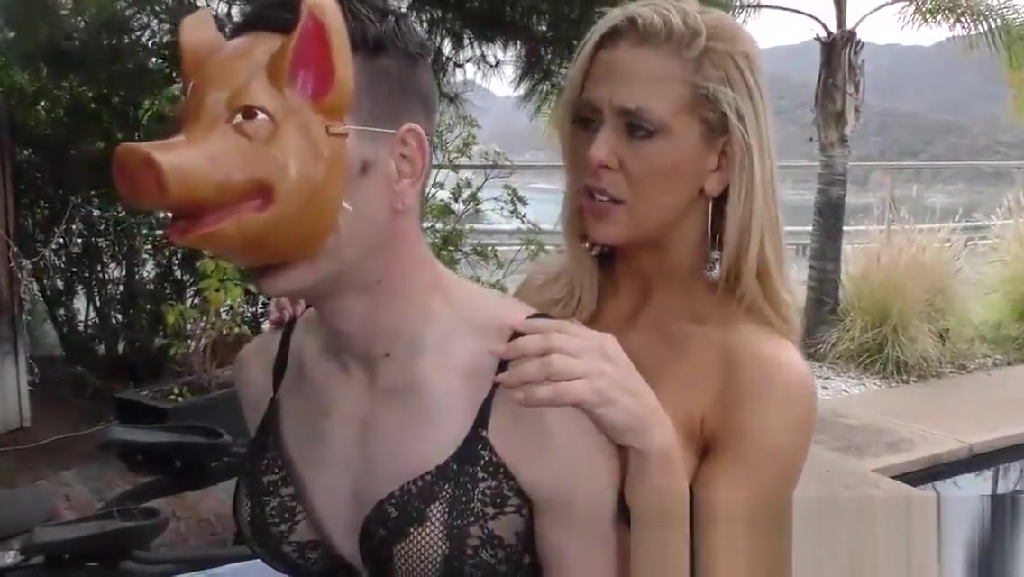 Stockinged whore blacked