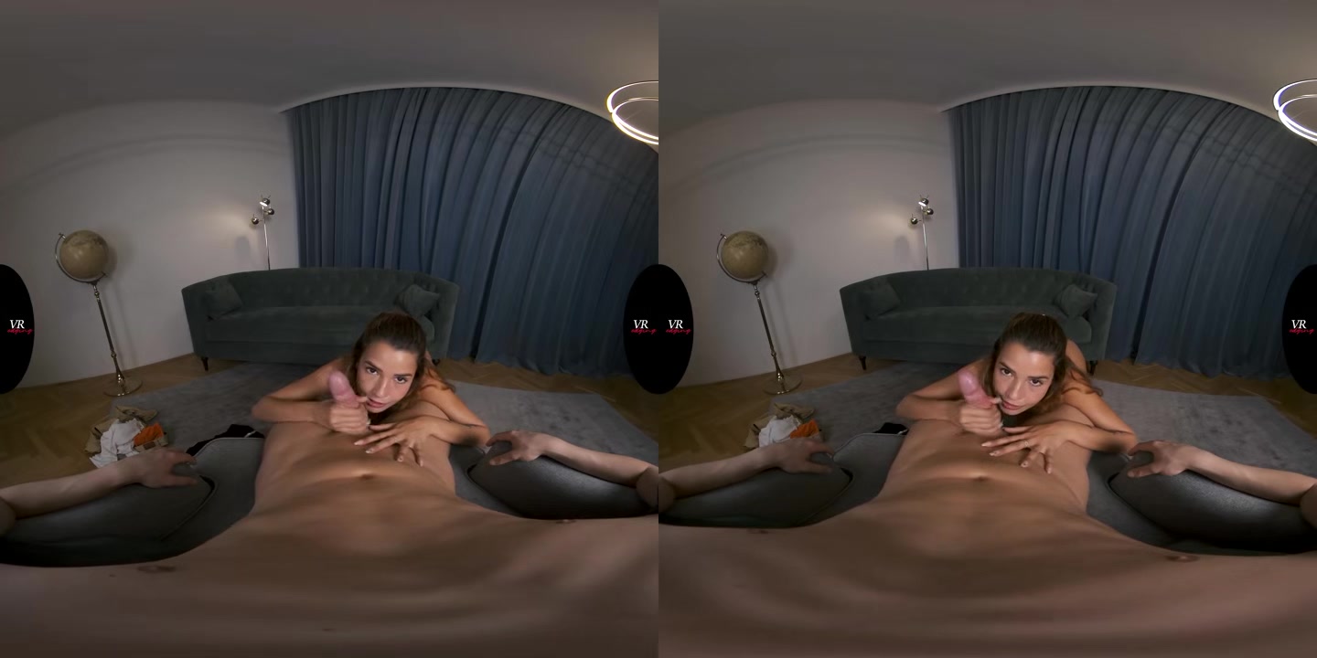 Agatha Can't Stop Sucking Your Cock - VRedging