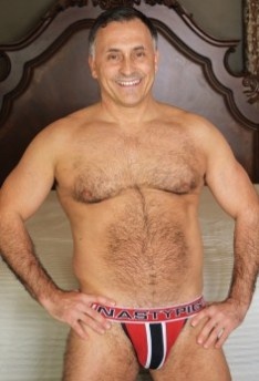 Watch Giovanni Rossi videos