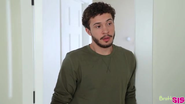 Your Stepbrother Has A Big Dick - S30:E11 - Brattysis